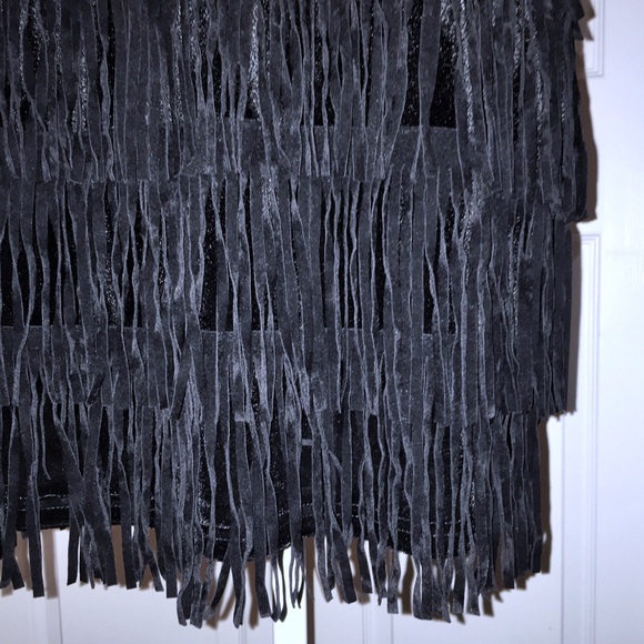 Swingy Flapper Skirt - Picture 3 of 3